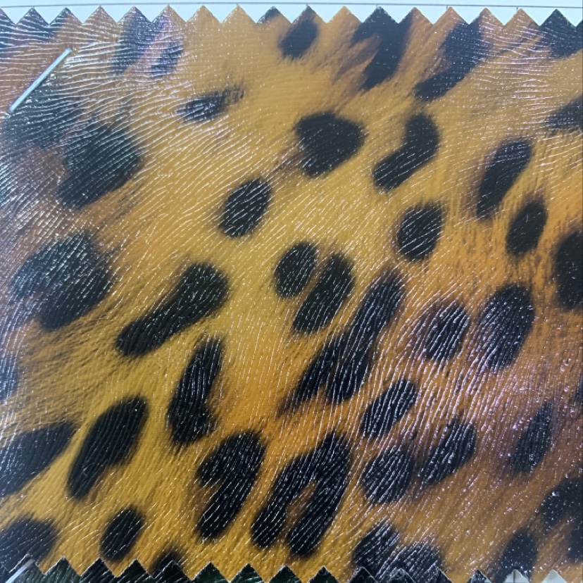 Manufacturers direct sales of new leather a large number of spot high school low-grade luggage sofa shoes fabric 16PU Cheetah No. 1 color details Picture