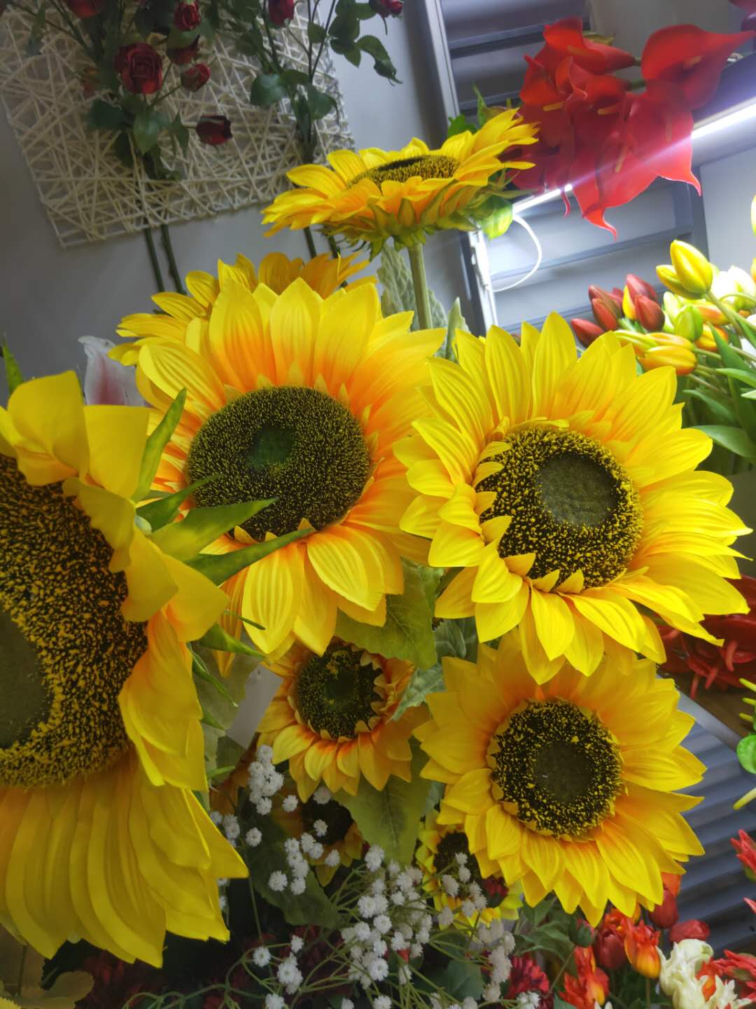 Factory direct sales of 7-head simulated sunflowers, wholesale of simulated flowers, bunches of single sunflowers, wholesale Specification image