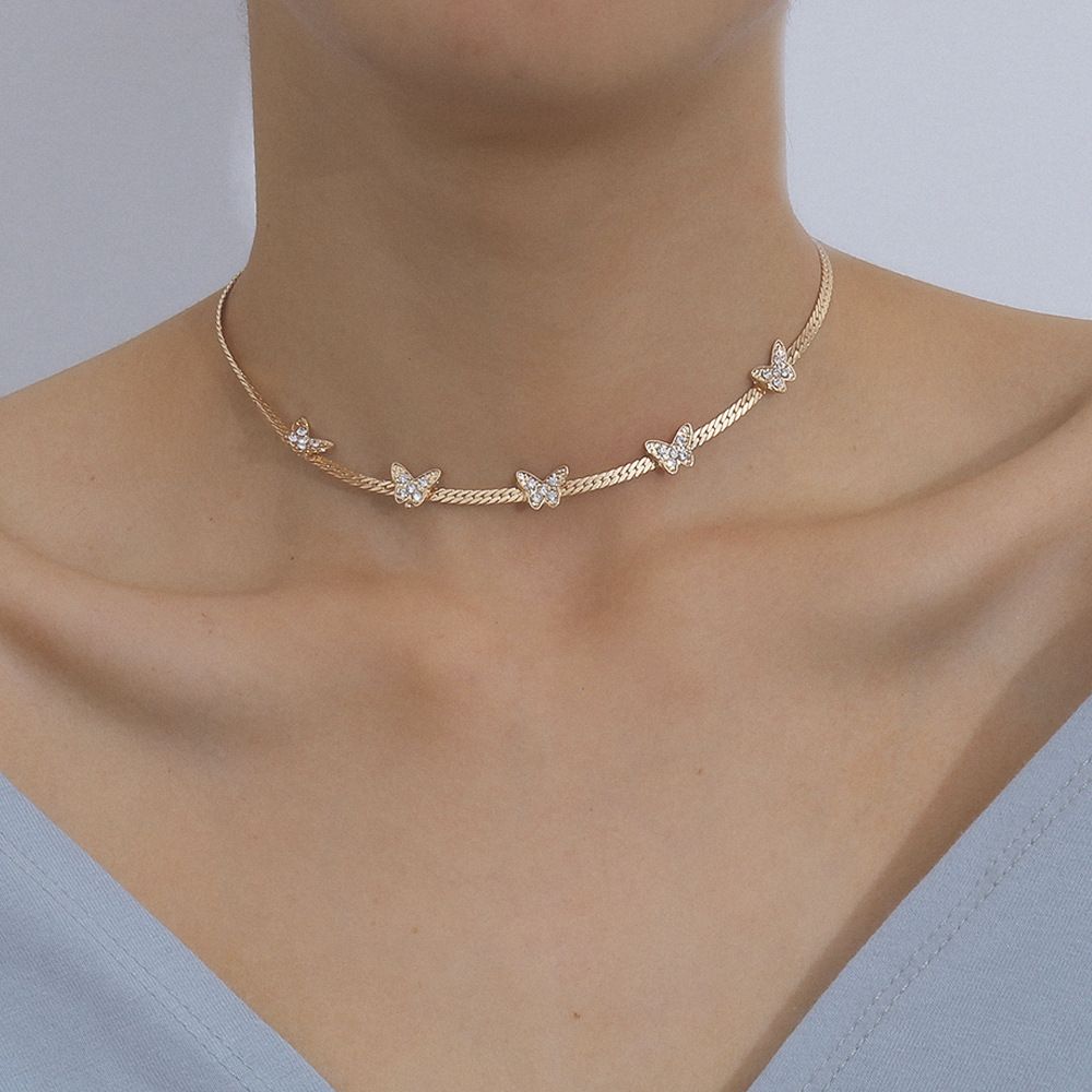 European and American cross-border jewelry, simple ins flat chain necklace, collarbone chain, elegant diamond-encrusted butterfly necklace choker
