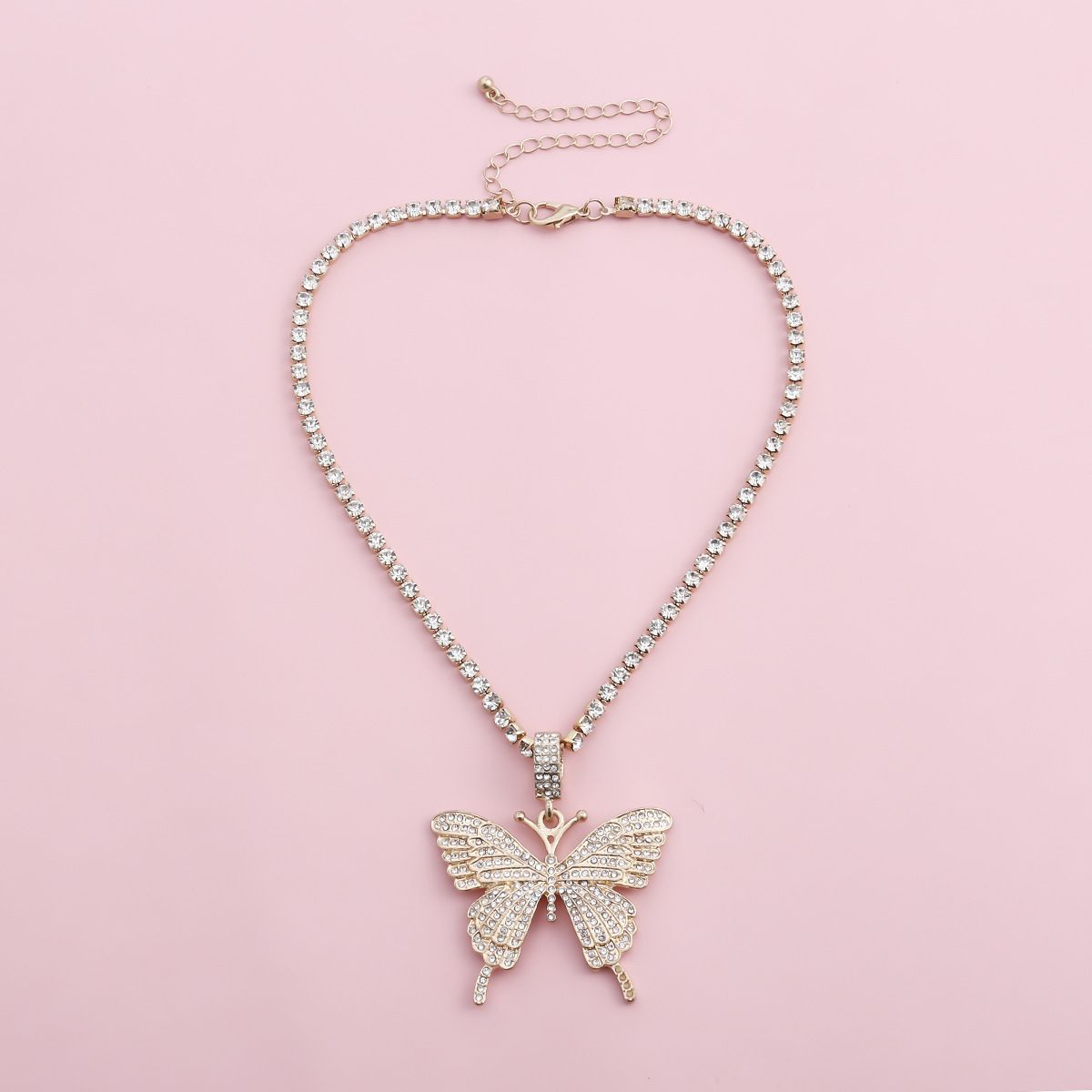 European and American cross-border jewelry fashion street style sparkling diamond collarbone chain necklace, elegant ins diamond-encrusted large butterfly necklace for women detail image 13