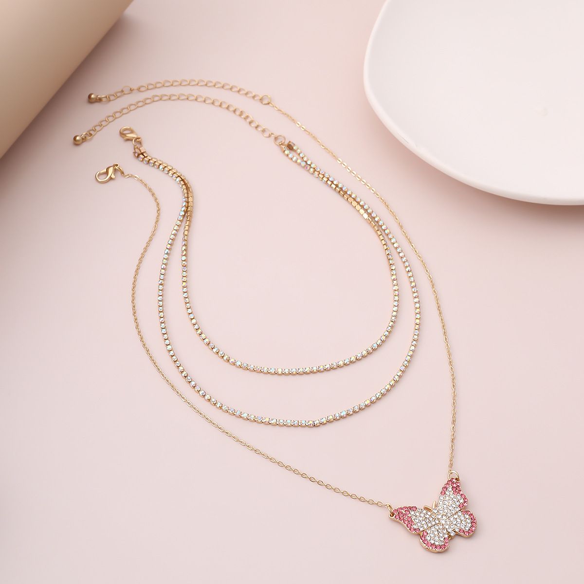 European and American cross-border jewelry, simple and elegant diamond-encrusted chain necklace, exquisite colorful full diamond butterfly collarbone necklace for women detail image 5