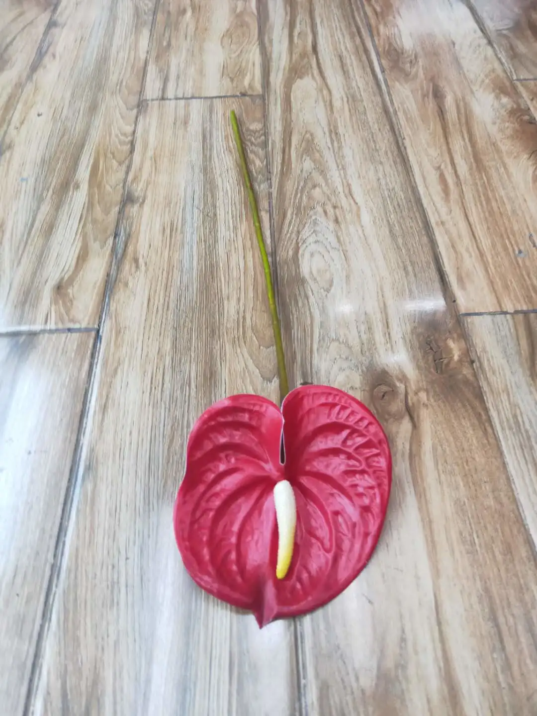 Factory direct sales of artificial flowers, wholesale of single anthuriums, and multiple color options for living room decoration detail image 1