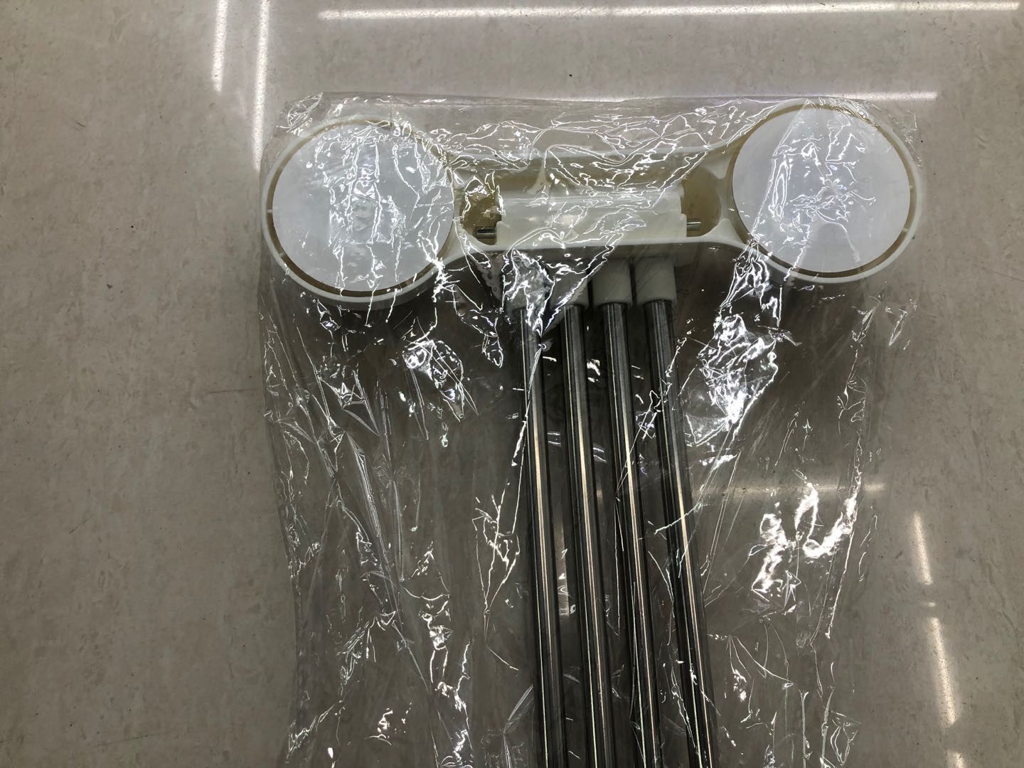 厕所免打孔浴室毛巾架吸盘卫生间毛巾挂架挂杆旋转壁挂式挂毛巾杆详情图2