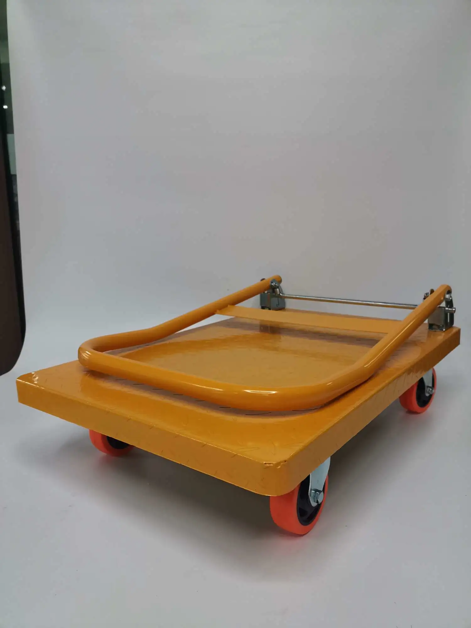 Factory direct sales of foldable flatbed carts, warehouse trolleys and iron plate carts detail image 2