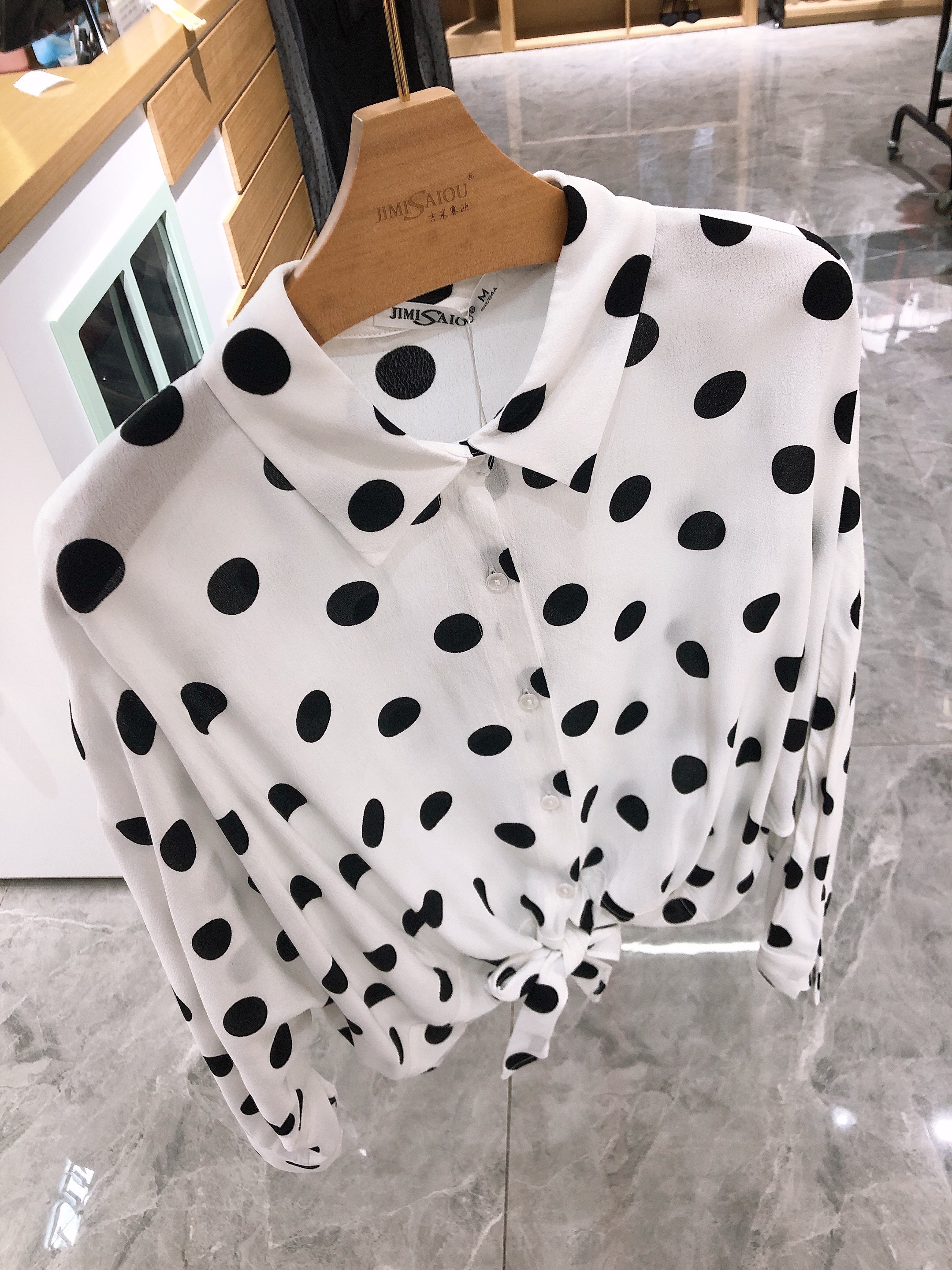 Jimmy Seio 2020 Spring Polka dot chiffon white shirt details Picture