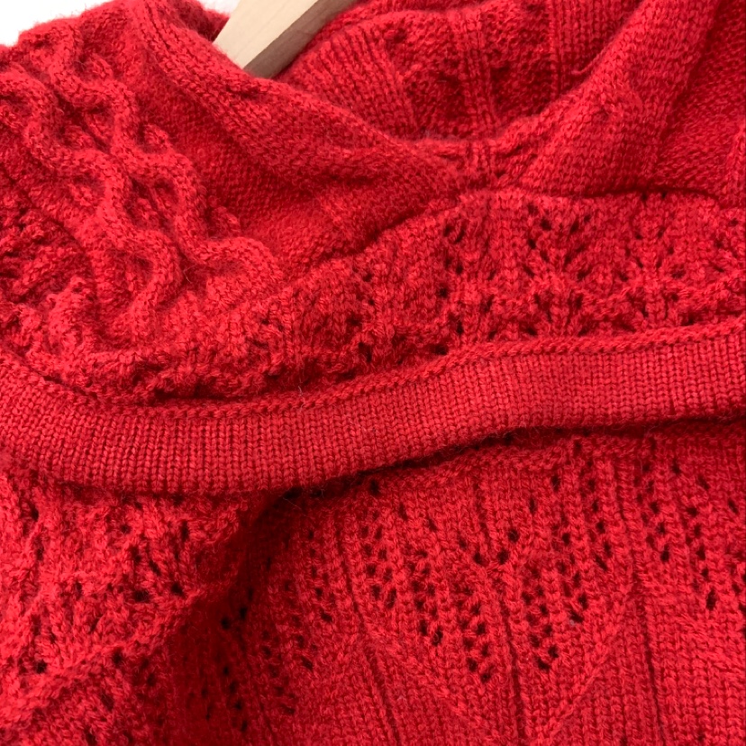 “小瑜哥”秋季新款韩版时尚大翻领红色毛衣详情图1
