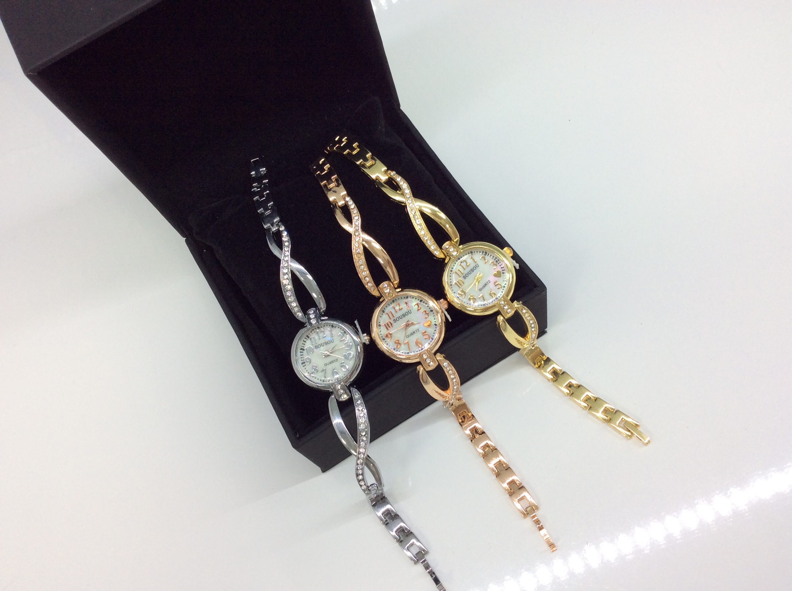 New fashion diamond bracelet, ladies' quartz decorative watch for export and domestic sales Application Scenario