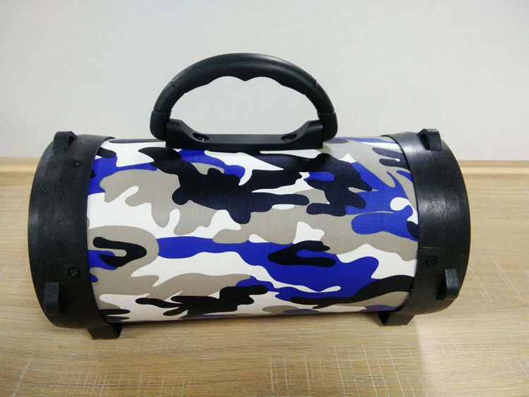 充电手提汽车户外多功能蓝牙音箱 低音炮插卡炮筒款音箱 B800详情图2