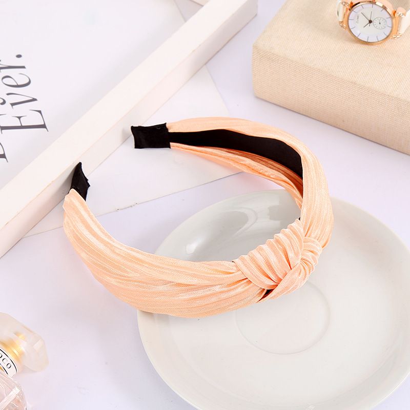 Korean minimalist Internet celebrity simple and versatile hair band, forest-style wide edge hair clip, knot for washing face, sweet fabric headband details Picture