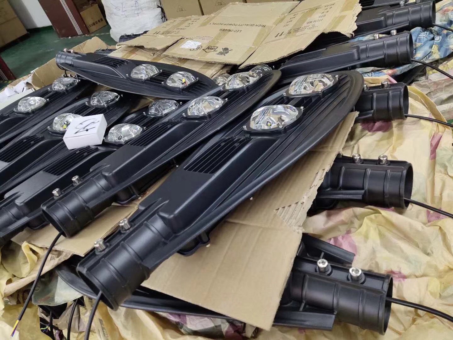 Sword Street Lamp item number -15235 Application Scenario