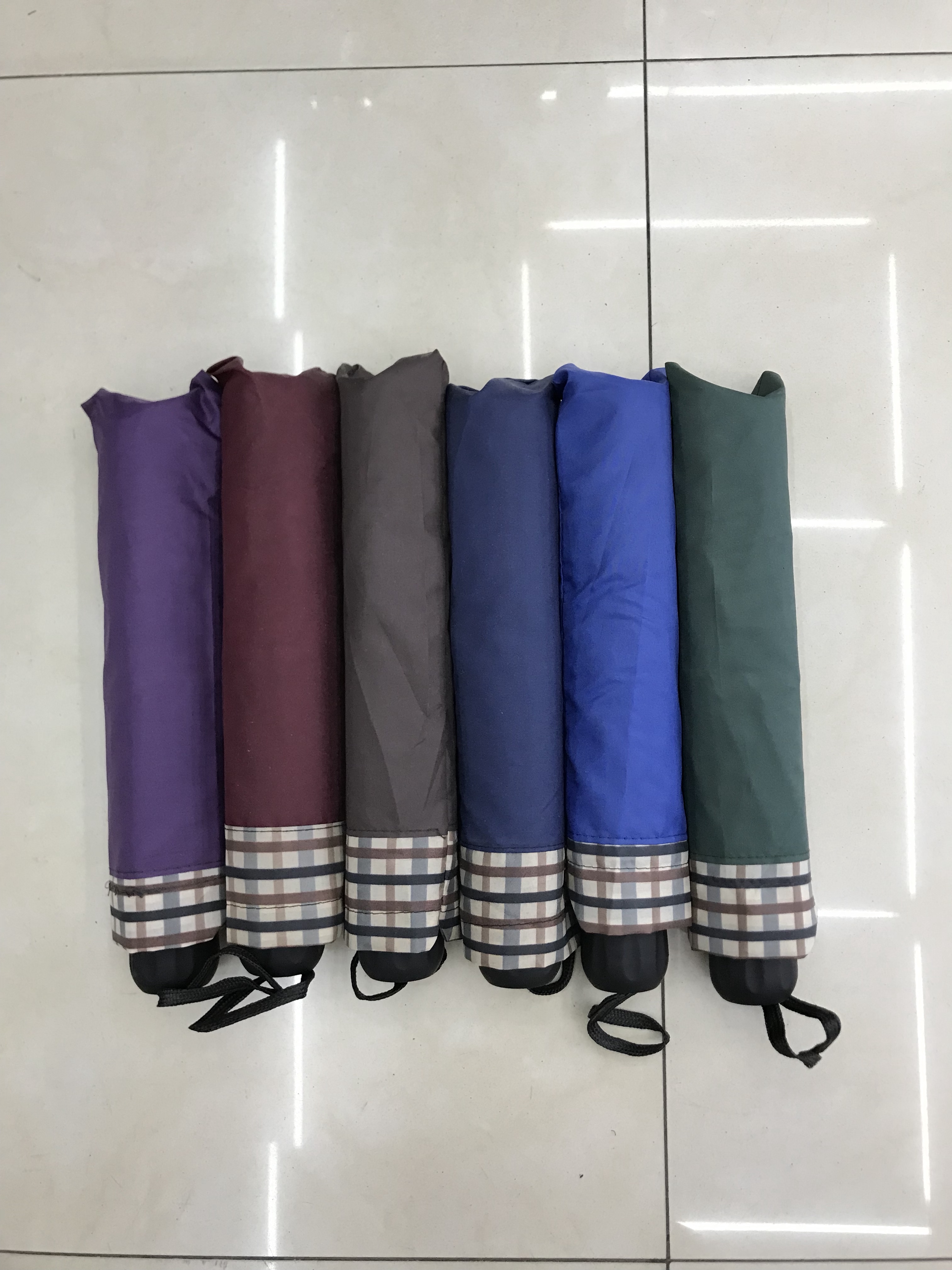 New hand-opened large 10-bone three-fold edge umbrella for all-weather weather Item Picture