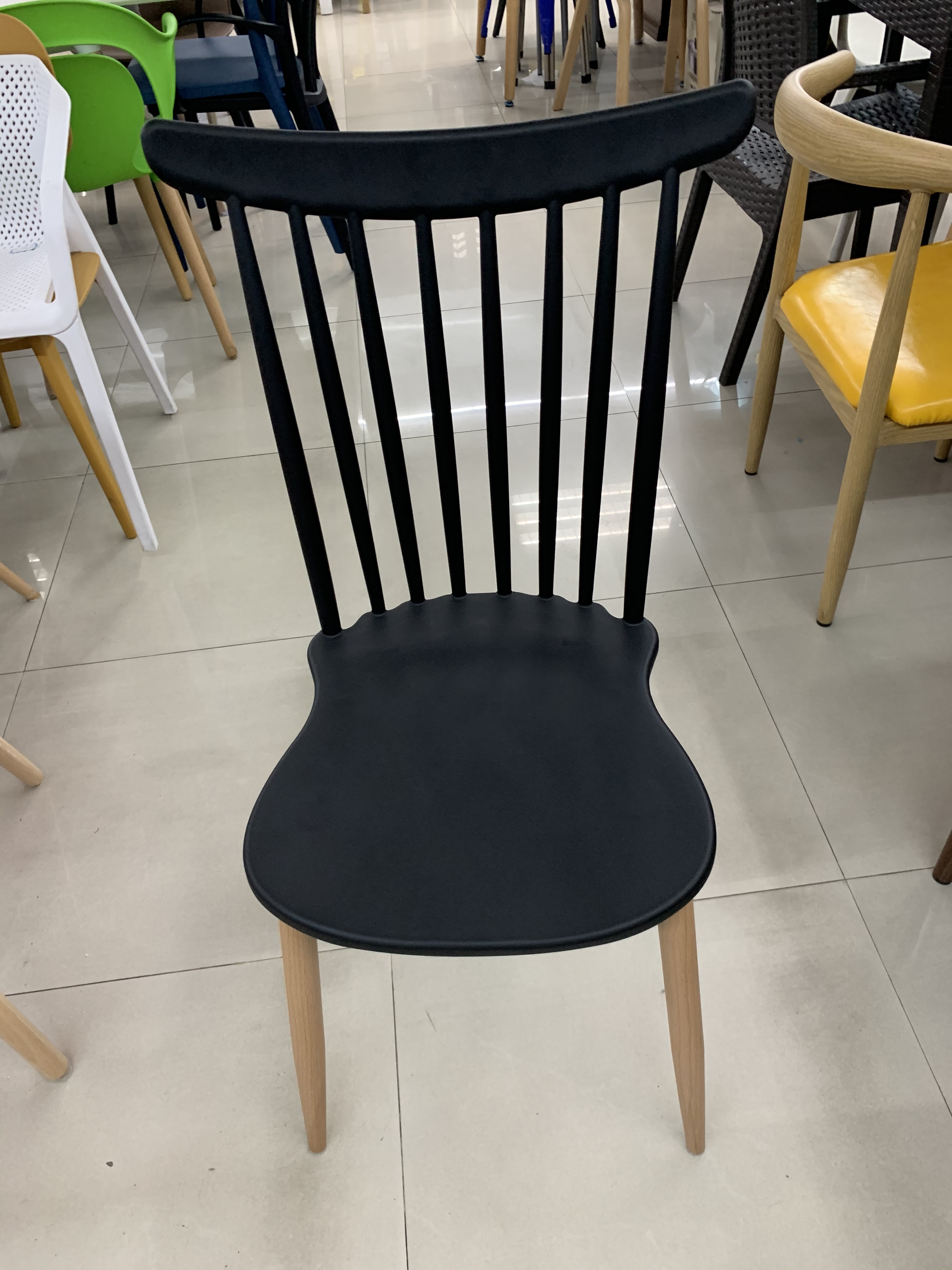 Grand Windsor Chair Upscale Fashion Chair Specification drawing