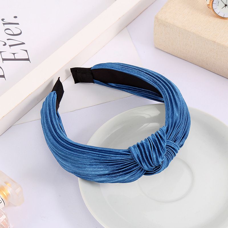 Korean minimalist Internet celebrity simple and versatile hair band, forest-style wide edge hair clip, knot for washing face, sweet fabric headband detail image 4