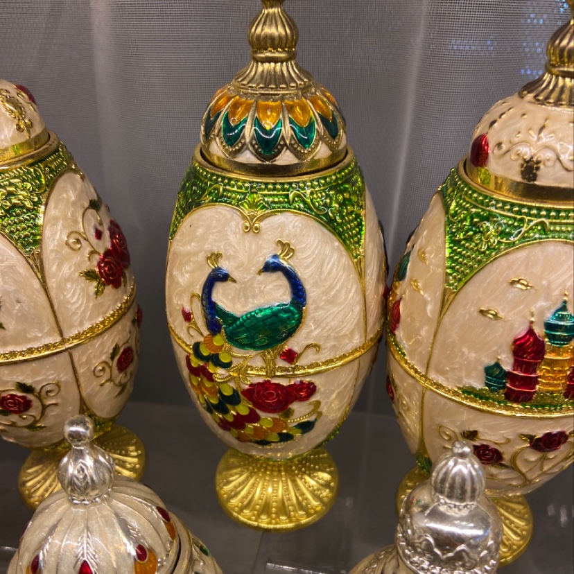 جهاز توقيعي من طراز الطاووس الأوروبي