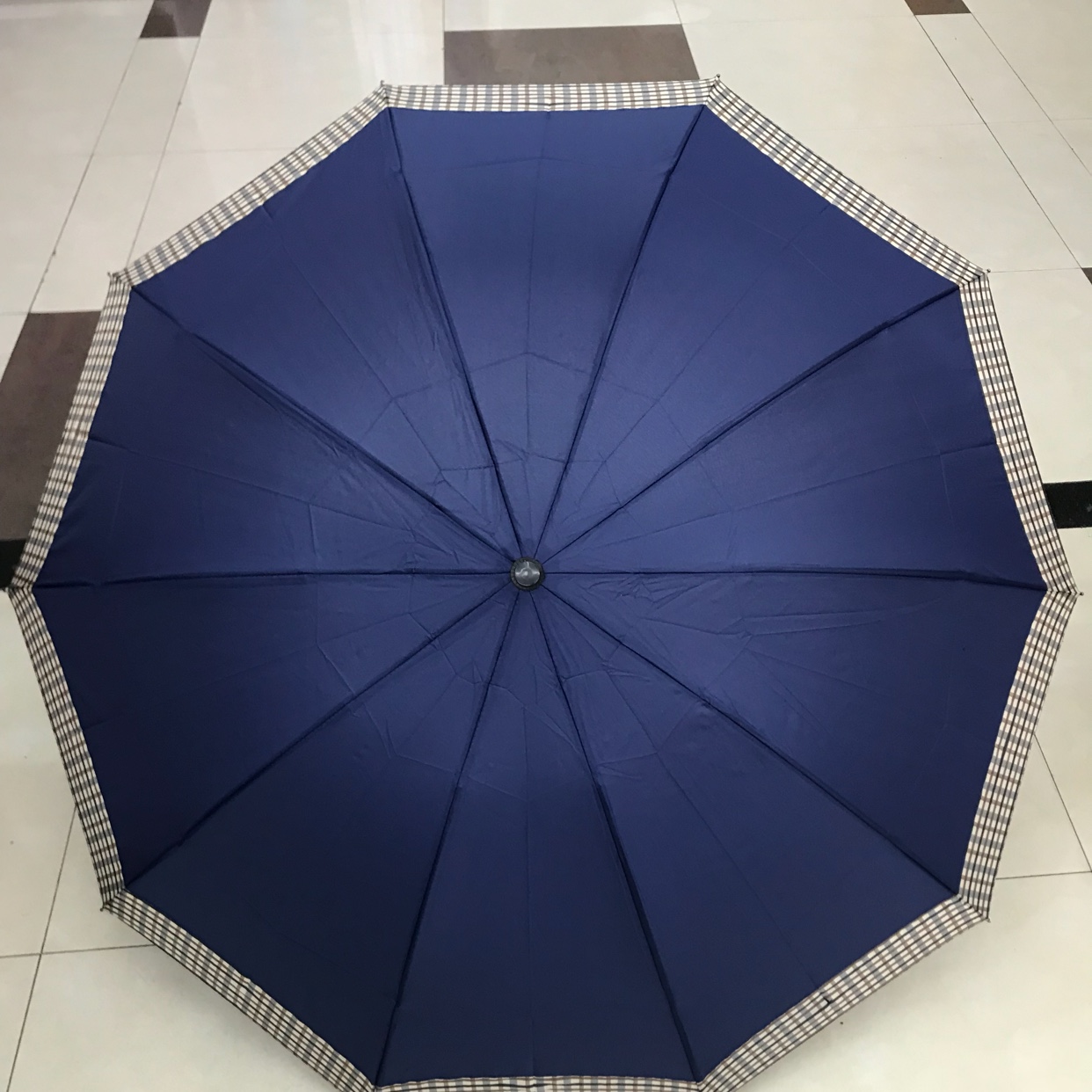 New hand-opened large 10-bone three-fold edge umbrella for all-weather weather