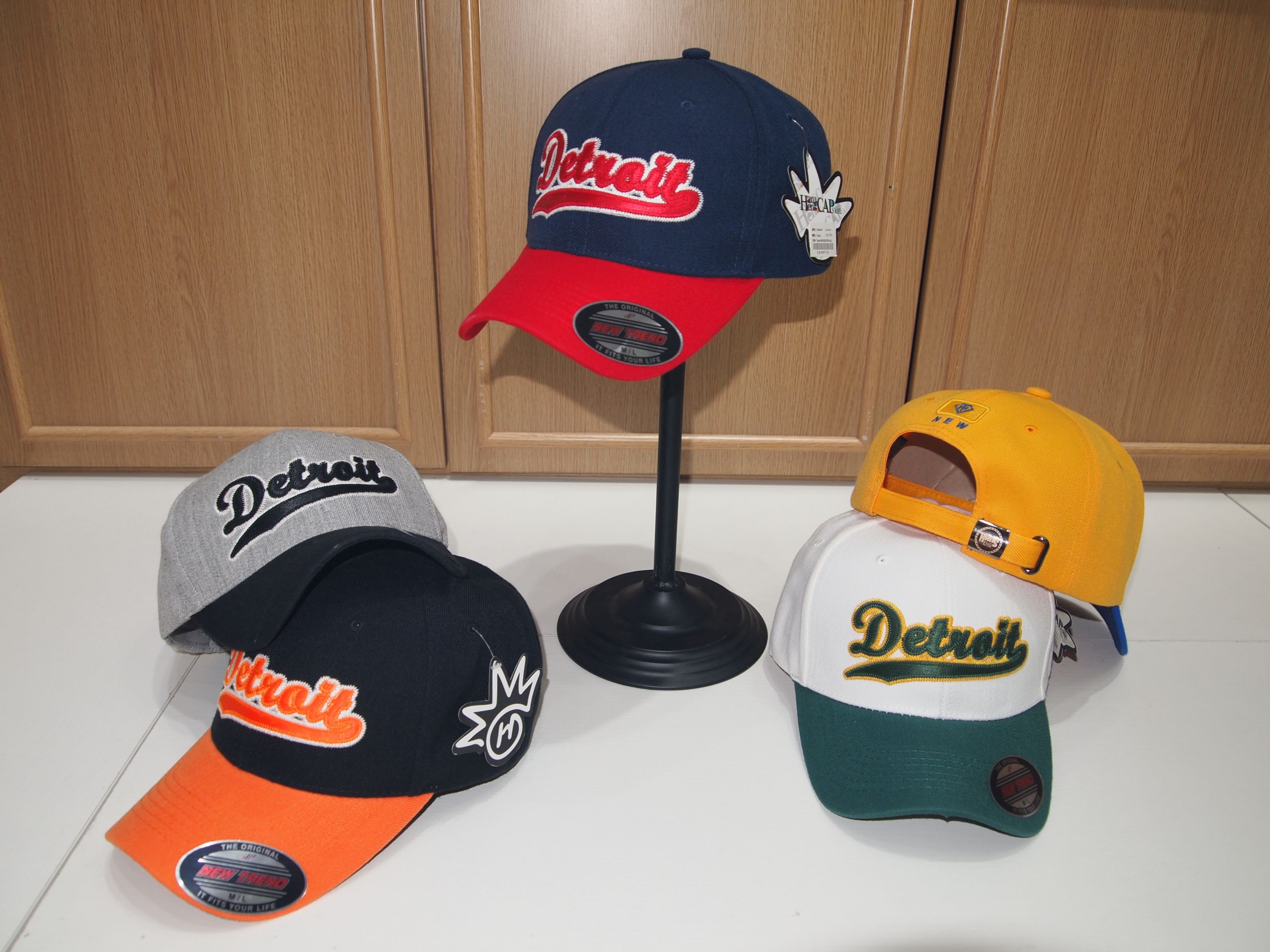 Korean imported fabric, high quality baseball cap, embroidered baseball cap, adjustable, two-color baseball cap