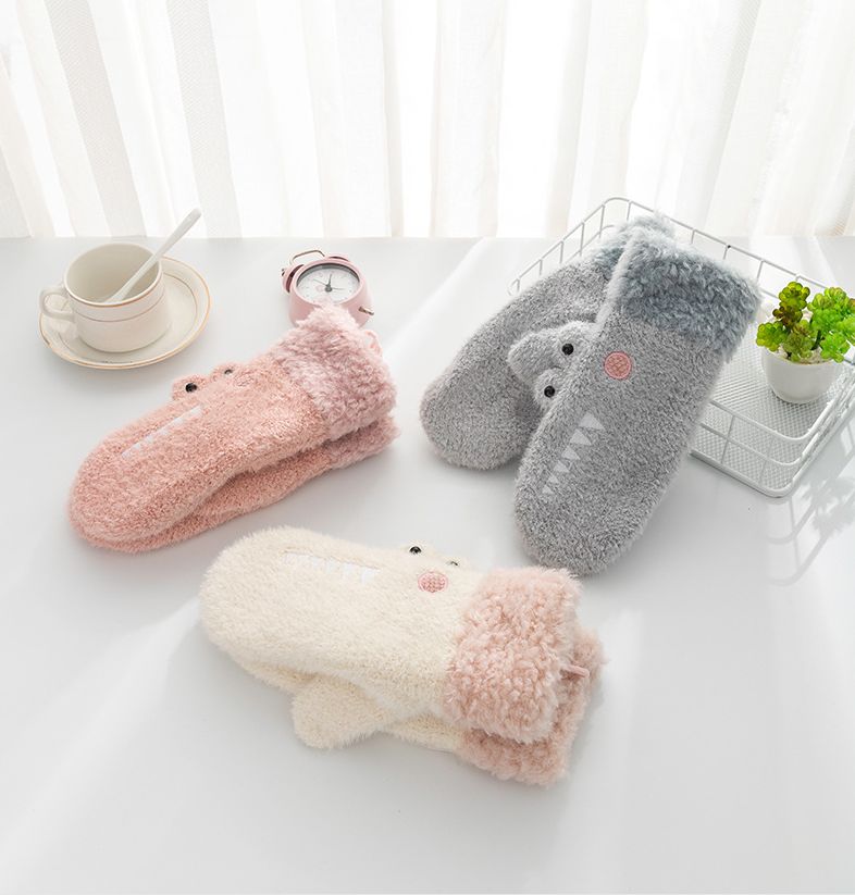 Creative three-dimensional cartoon warm gloves autumn and winter students all point to the thickened plush hanging neck outdoor cold cotton gloves thumbnail