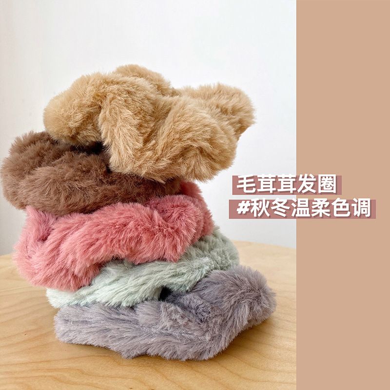 New autumn and winter furry ladies' hair band headwear, Japanese and Korean girlish rabbit hair large intestine hair band, colorful hair band detail image 1