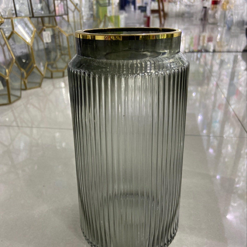 口部描金竖纹花瓶厂家直销 批发零售 现货 下单请咨询