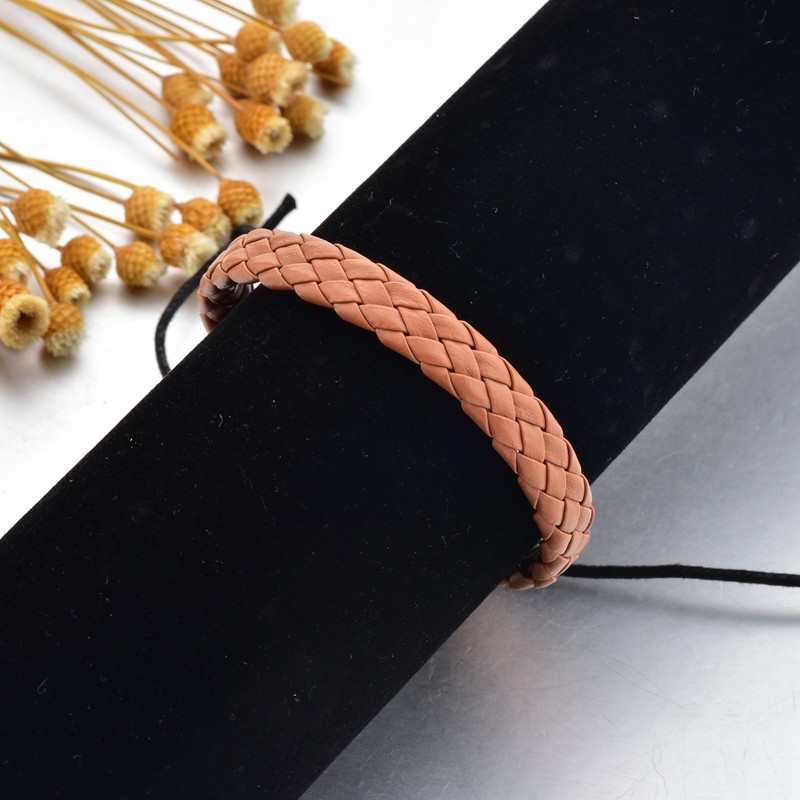ان بيع الزينة الجديدة مباشرة بسوارات جلدية قديمة تُنسج بسوارات جلدية حقيقية detail image 7