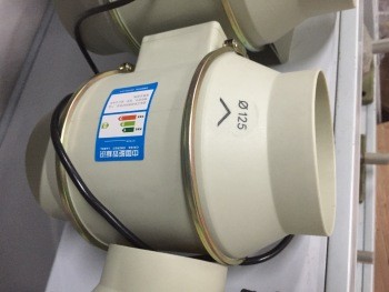 HF-125塑料壳系列外转子圆型管道风机详情图1
