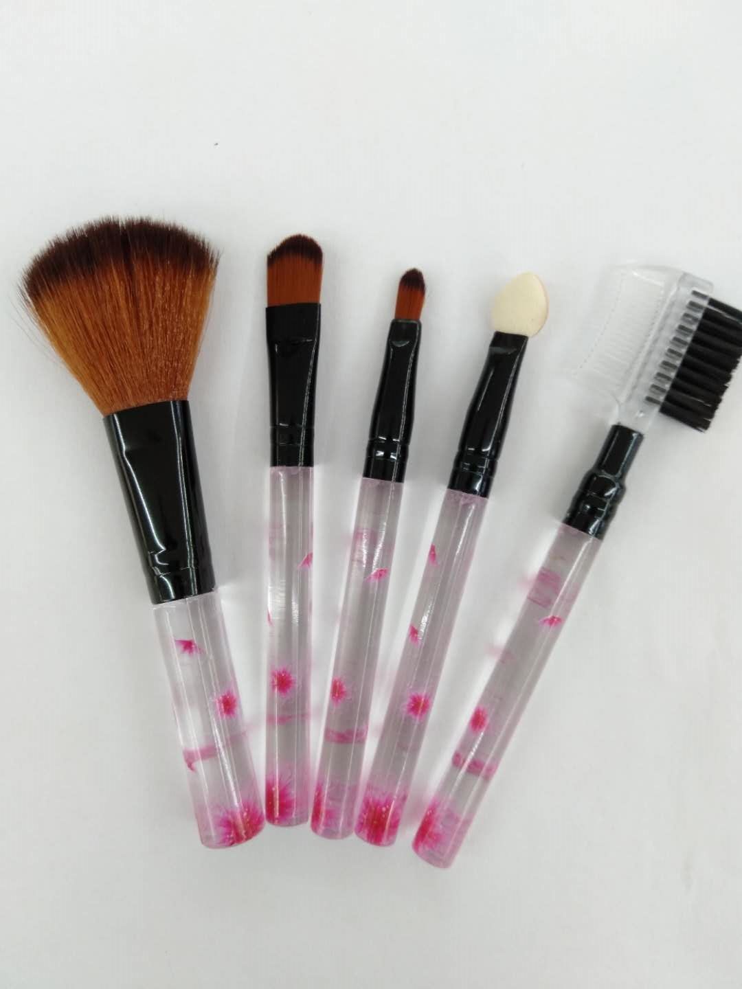 Makeup brushes, makeup tools, eyebrow and comb dual-purpose brushes, eyeshadow brushes, lip brushes. Factory direct sales. Customized makeup brushes based on samples