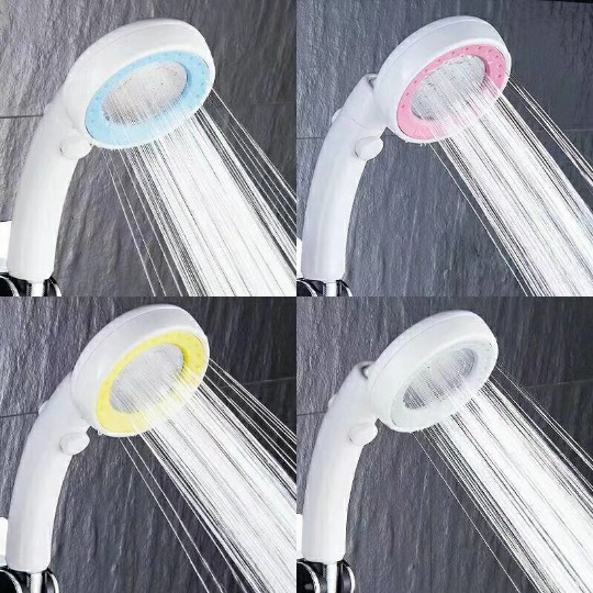 One-button water stop switch, shower head pressurized water saving, detachable washable shower head, hand-held Japanese shower head Specification image