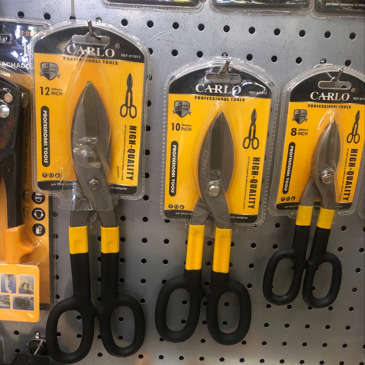Sheet metal shears thumbnail