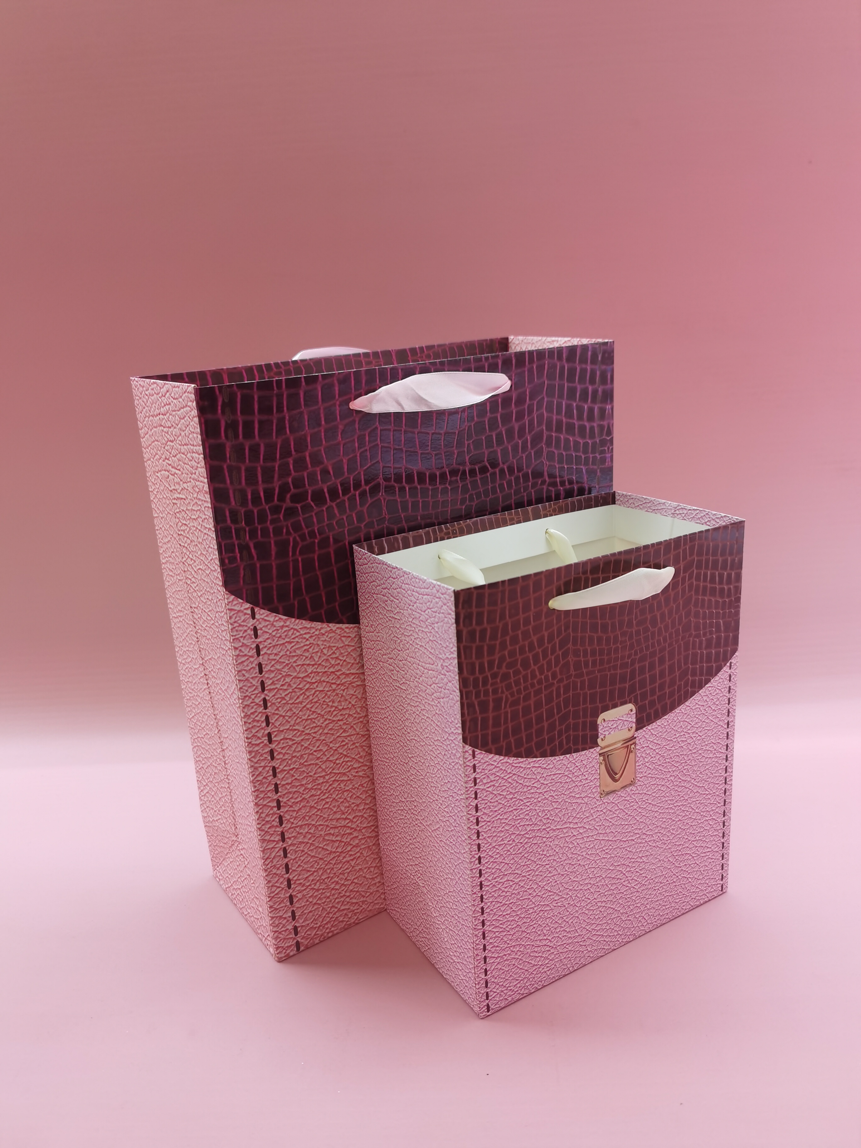 Factory direct sales of exquisite gift packaging bags and shopping bags detail image 5