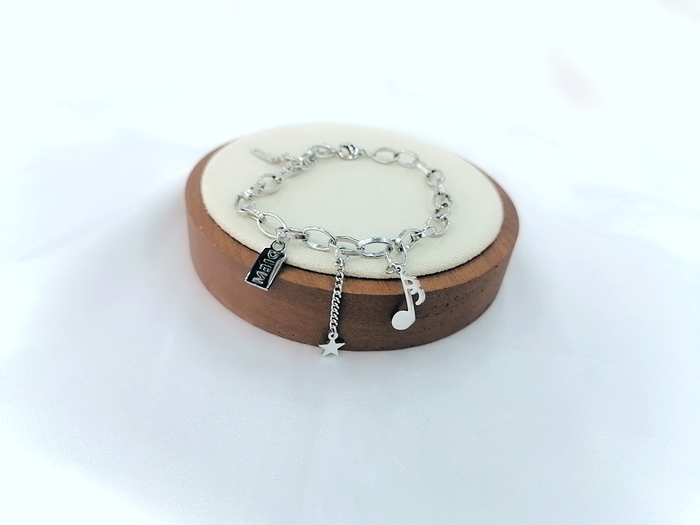 Simple lovely bracelet not pick person Ins style, simple joker Korean spot wholesale thumbnail
