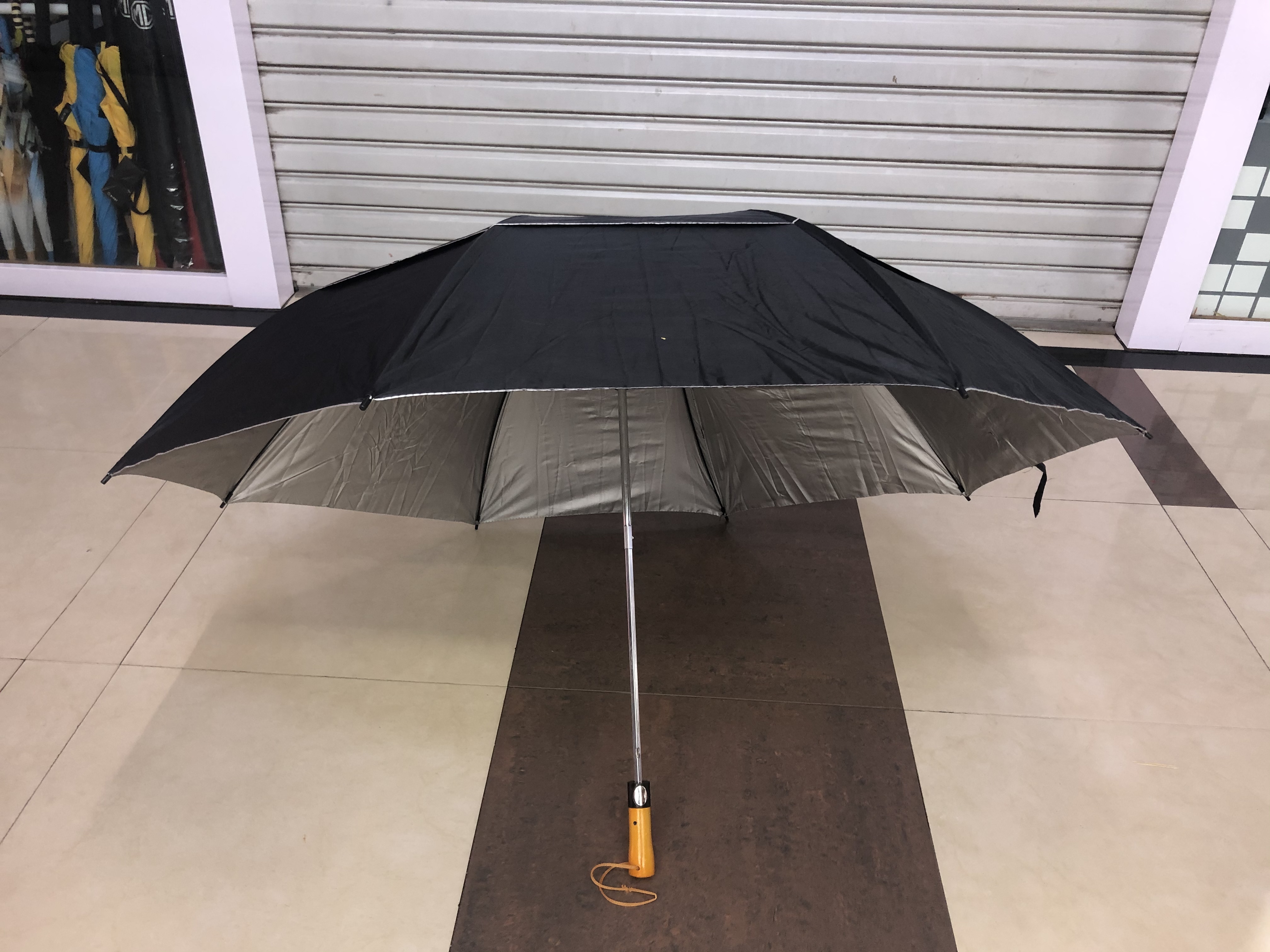 Factory custom-made 20% off golf umbrellas, export umbrellas and advertising umbrellas Specification image