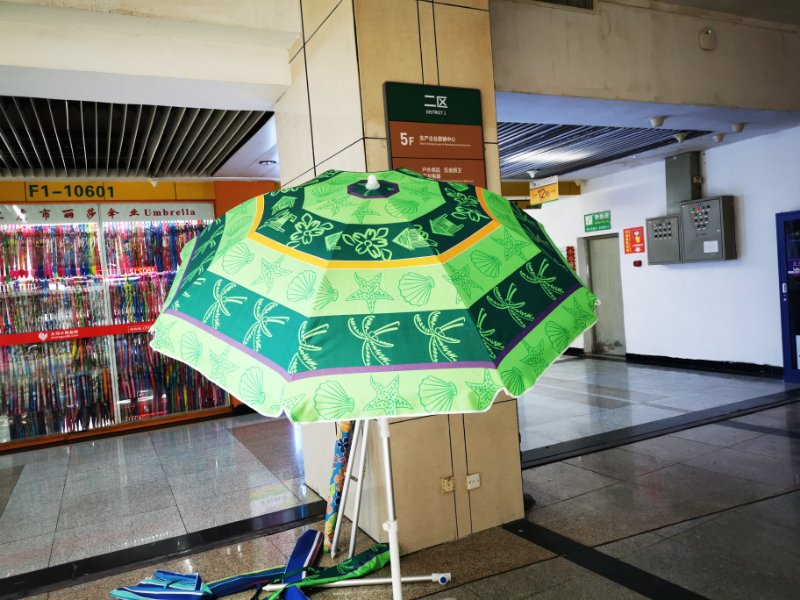 200CM aluminum pole beach umbrella, patterned silver glue polyester umbrella, high-grade zinc alloy steering center column umbrella detail image 10