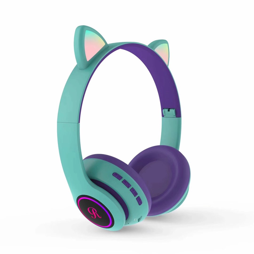 66BT猫耳朵蓝牙耳机产品图