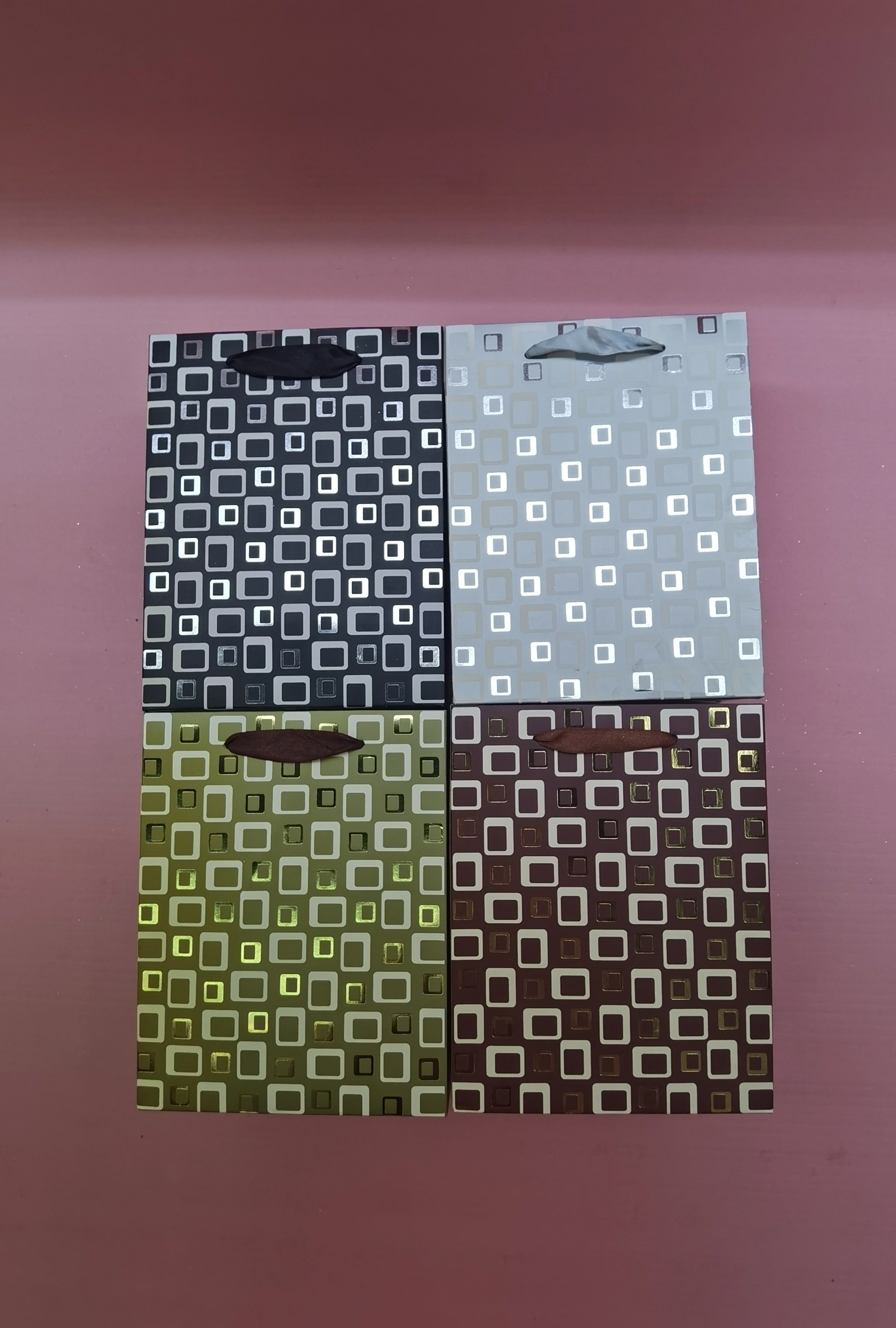 Wholesale of gift bags, packaging bags and paper bags detail image 1