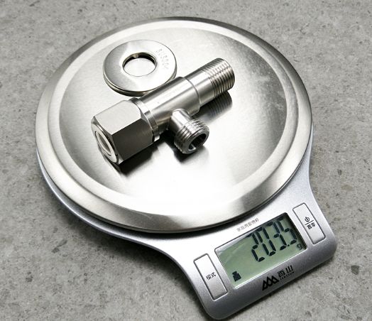 304 stainless steel Angle valve, universal Angle valve for cold and hot water, 4-inch thickened lead-free explosion-proof Angle valve, water heater stop valve Specification image