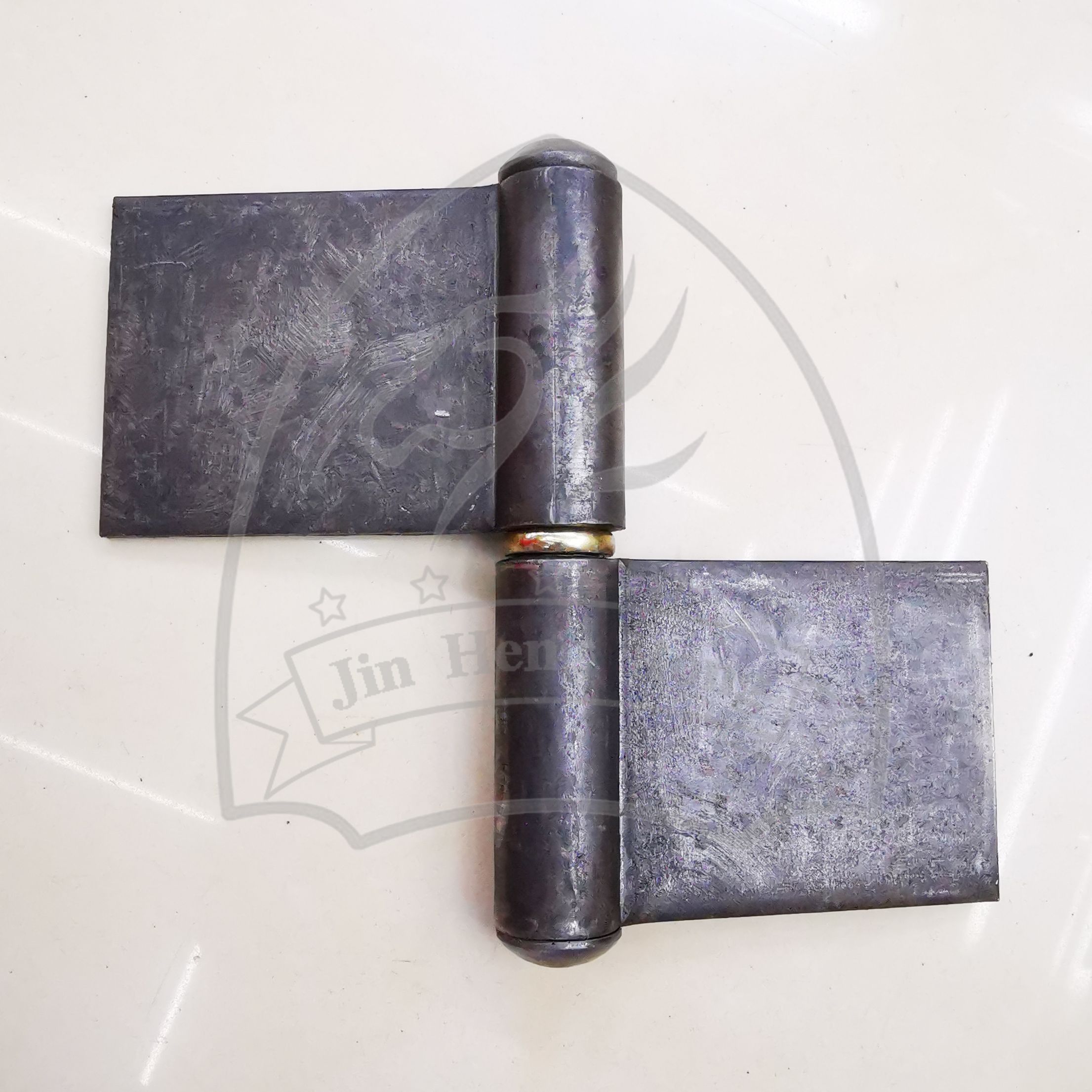 Heavy duty welded hinge door shaft unloading Door shaft hinge welding iron door shaft automobile heavy duty welded hinge full figure