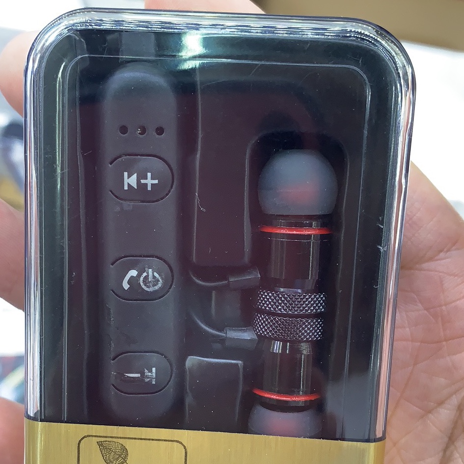 Bluetooth sports headphones