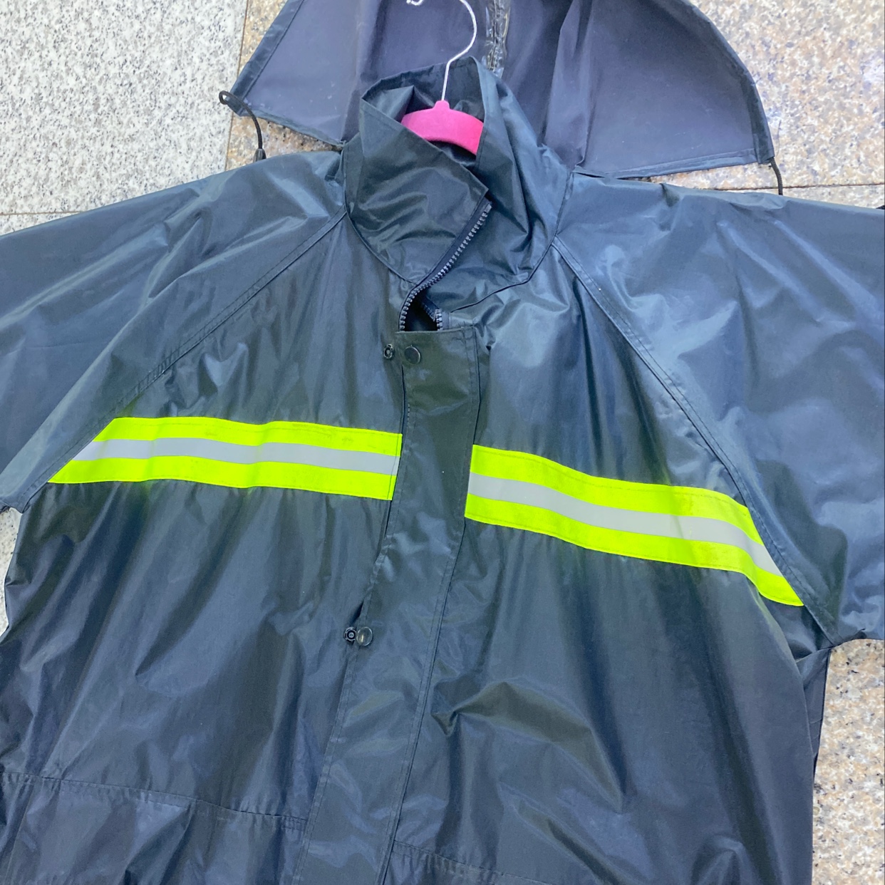 Single-Layer Pvc Reflective Strip Set Application Scenario