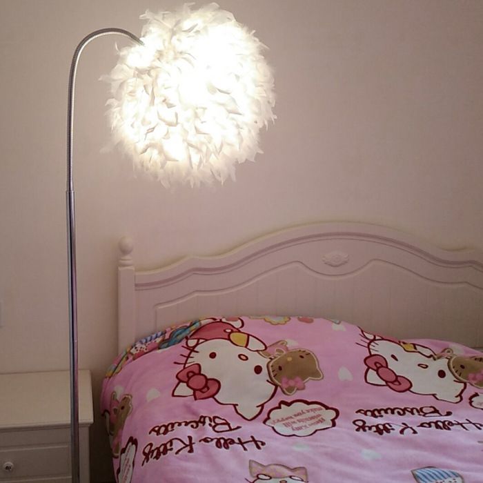 Fishing lamp, ball feather floor lamp, Nordic creative simple sitting room, study, bedroom, bedside table lamp