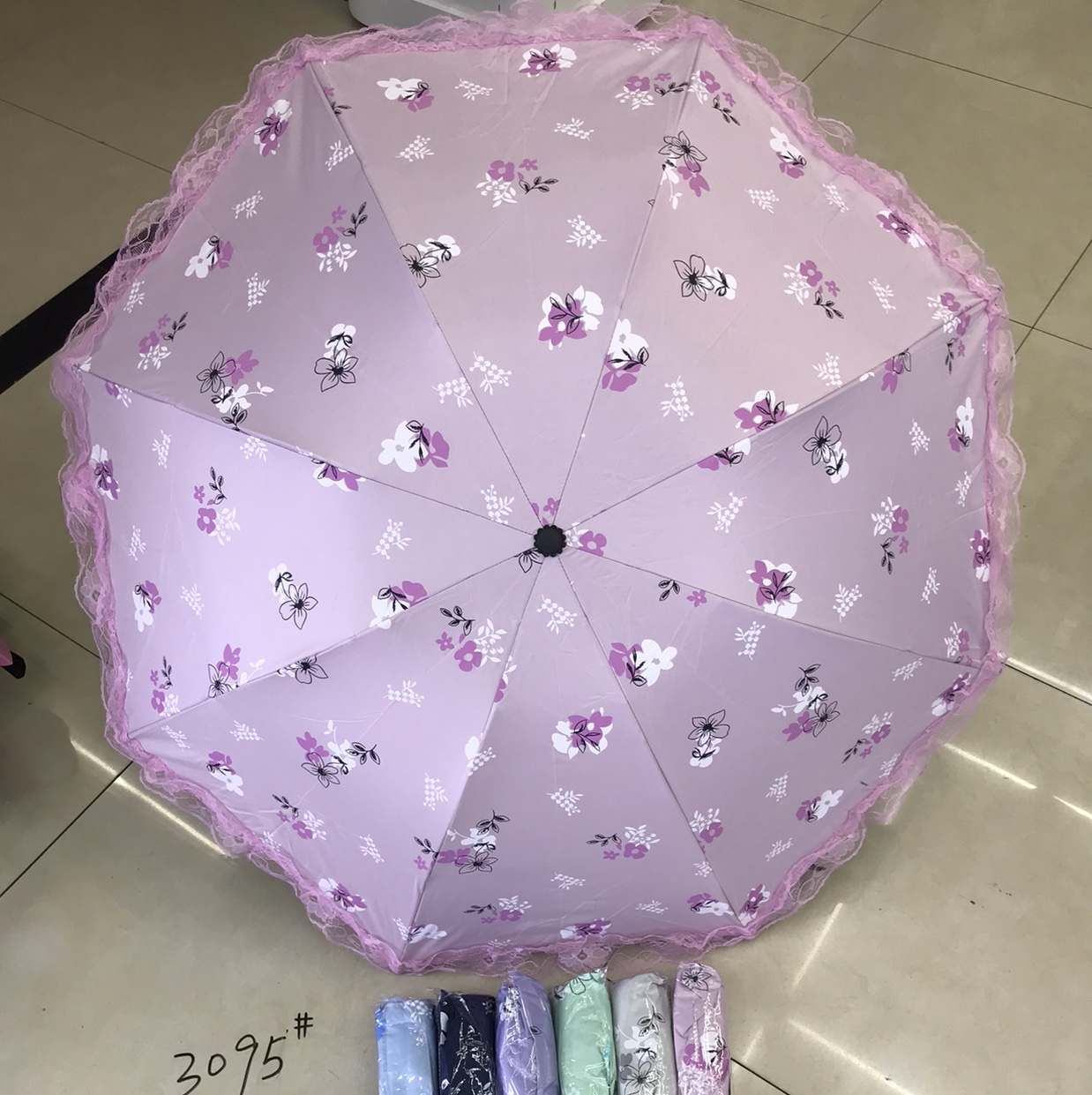 Three fold vinyl lace umbrella
