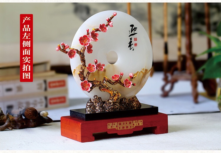 Afghan white jade peace pendant, a decoration gift for the new home office, living room, wine cabinet and entrance hall Specification image