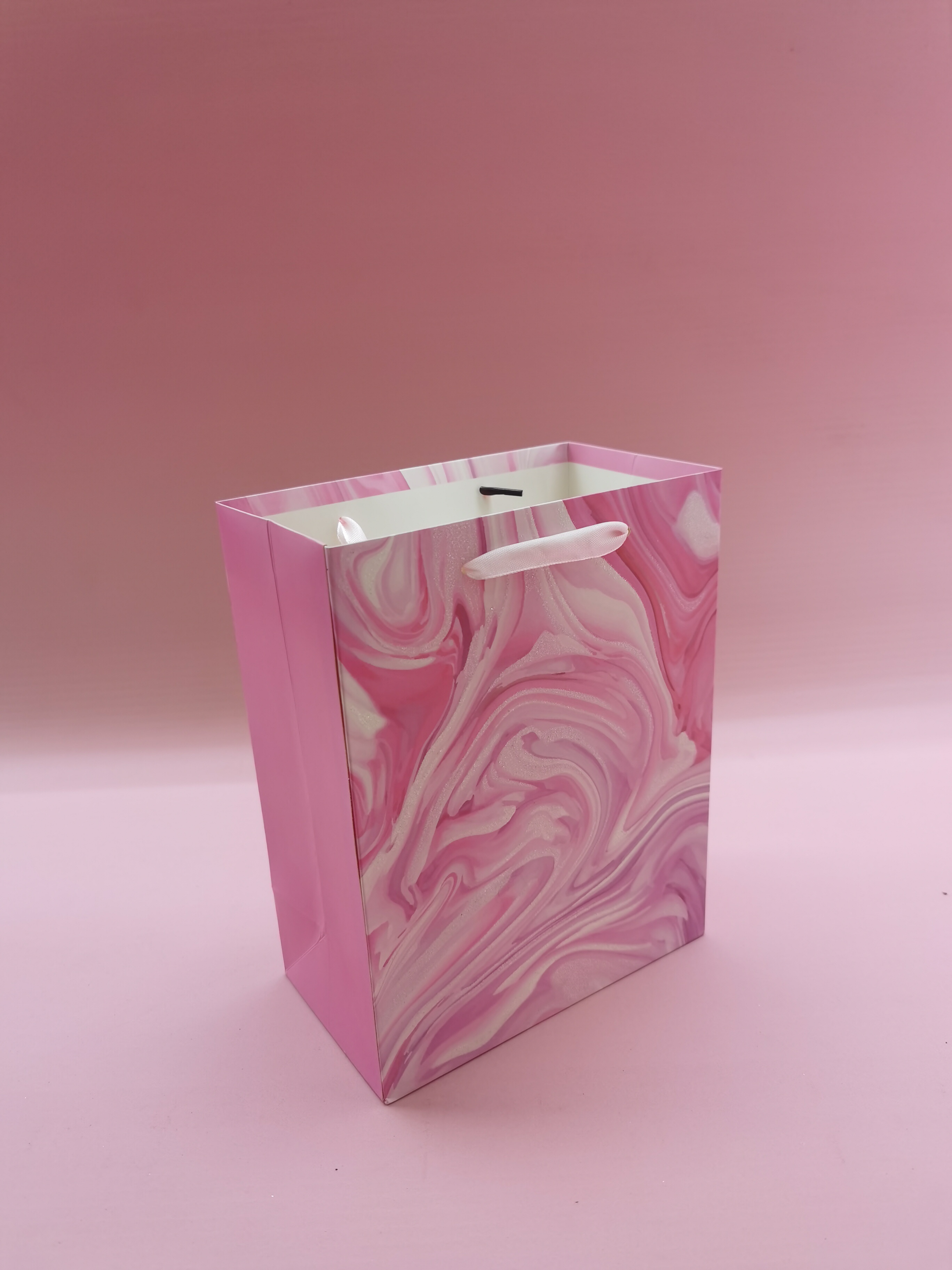 In-stock paper bags and gift bags undefined