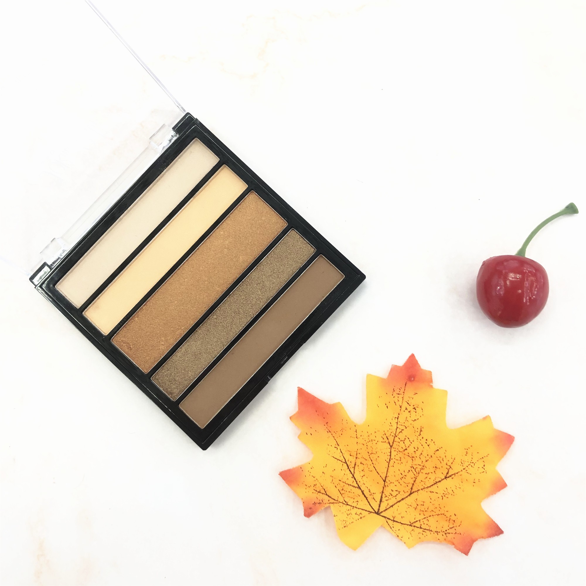 For Me Only 4 Color Eyeshadow 1 Color Highlight Ce129 undefined