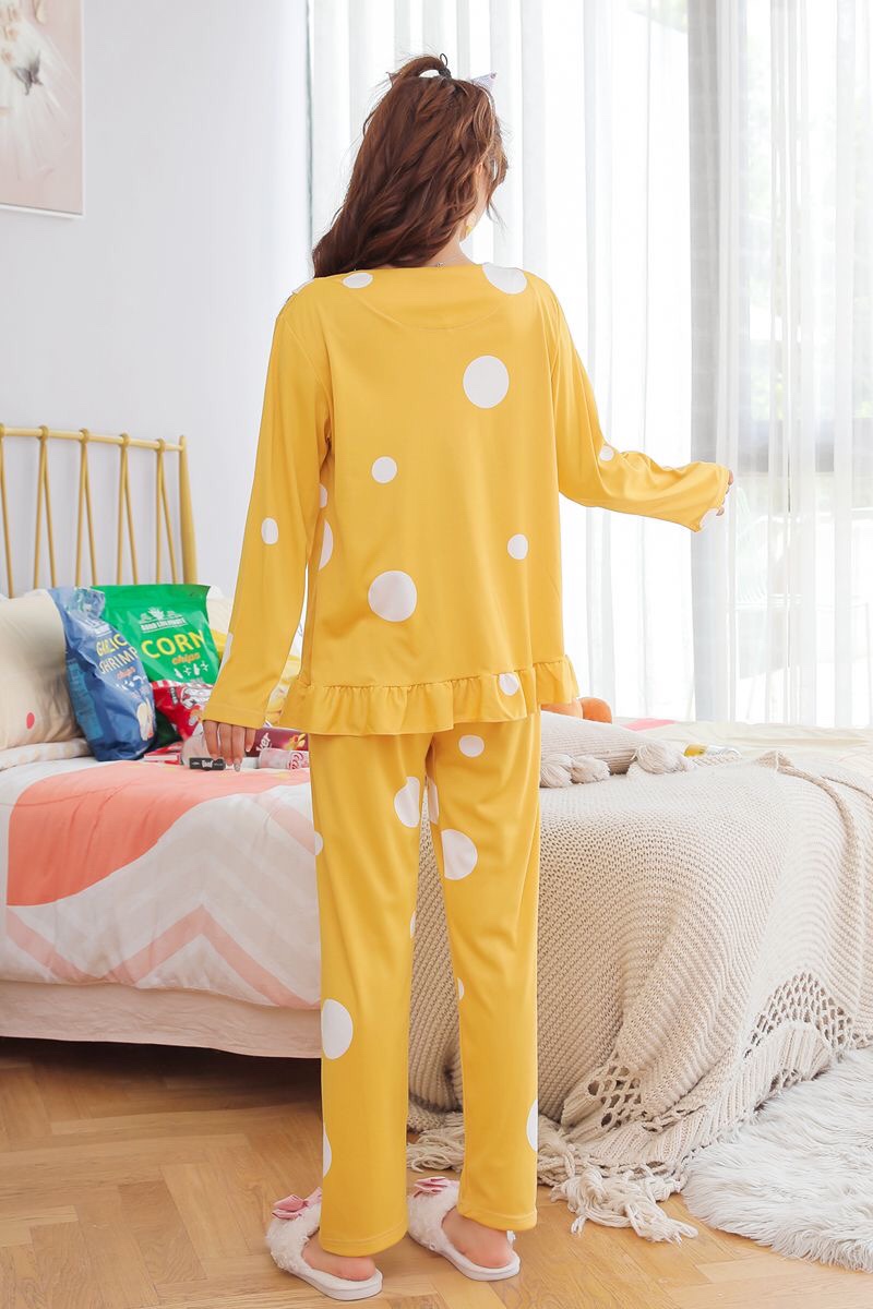 2020's best-selling autumn new Korean-style fashionable pajamas, trendy women's wear loose round-neck long-sleeved pullover, cartoon animal large polka dot pajamas set Application Scenario
