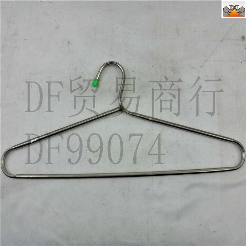 空心衣架/加粗不锈钢晾衣架/家用空心衣架/晒衣架/挂衣架/电镀衣架/DF TRADING HOUSE产品图