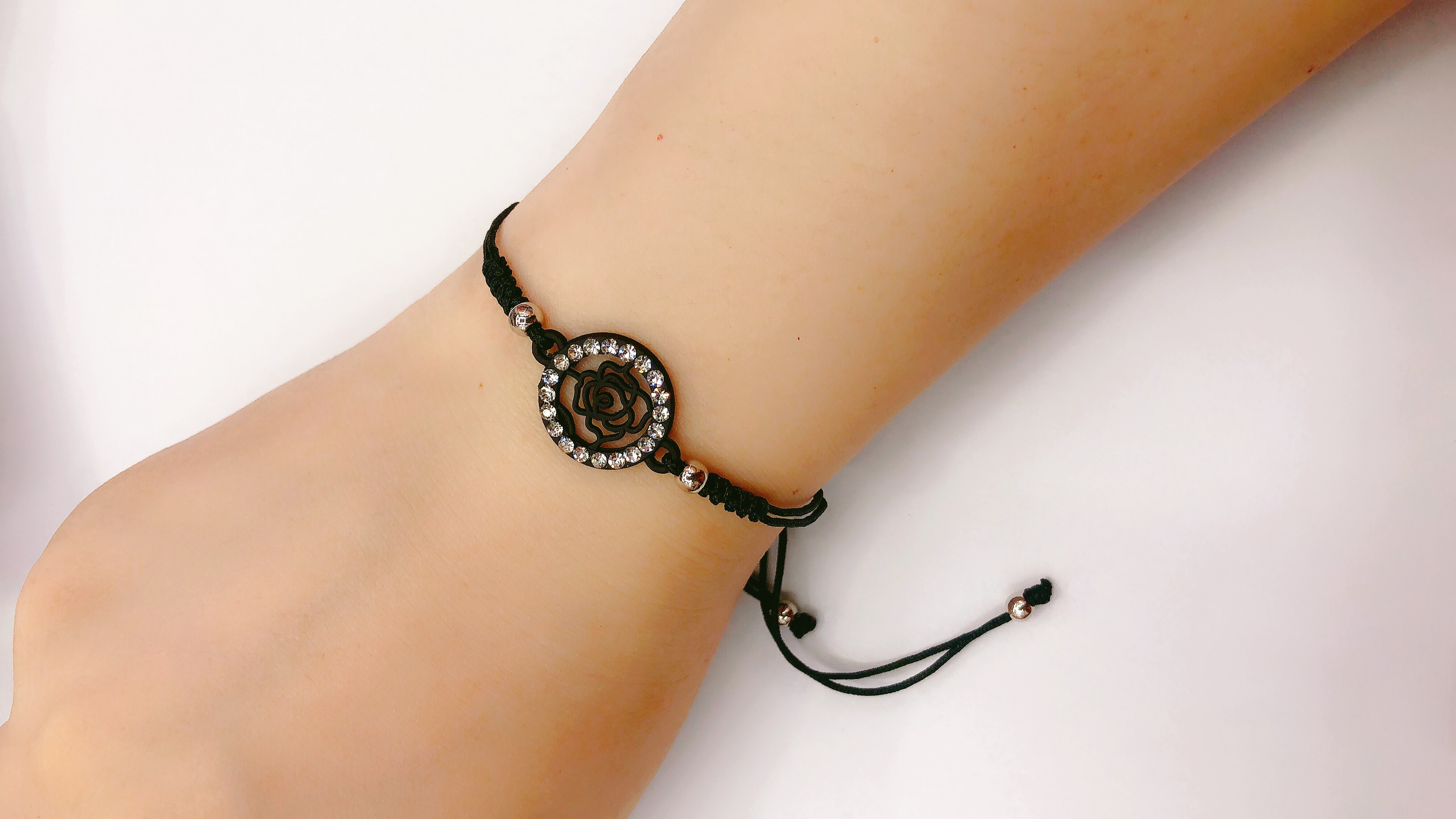 The size of the snake node diamond rose bracelet can be adjusted by 24 detail image 4