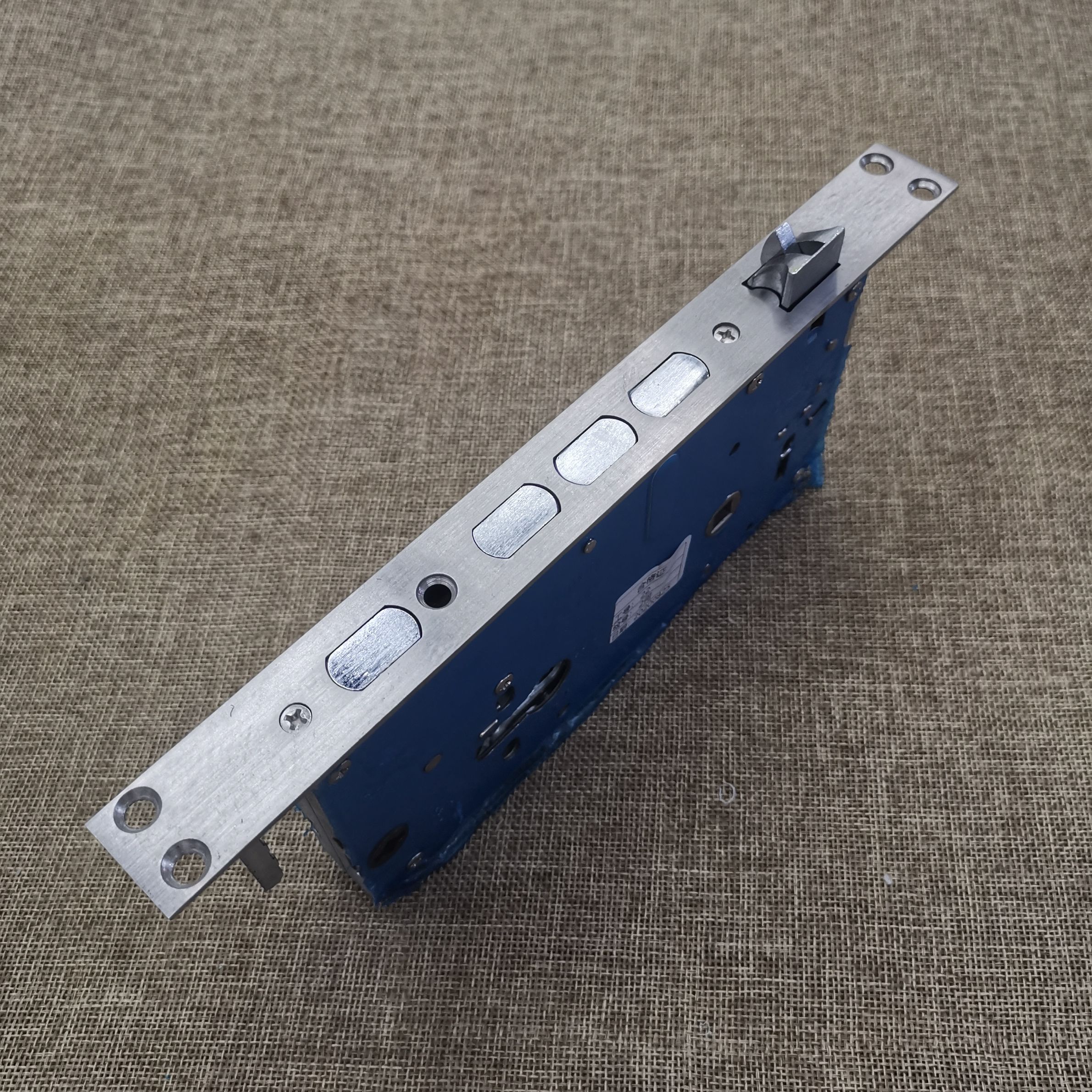 k01A钢面络头锌叉24*240锁体lock body