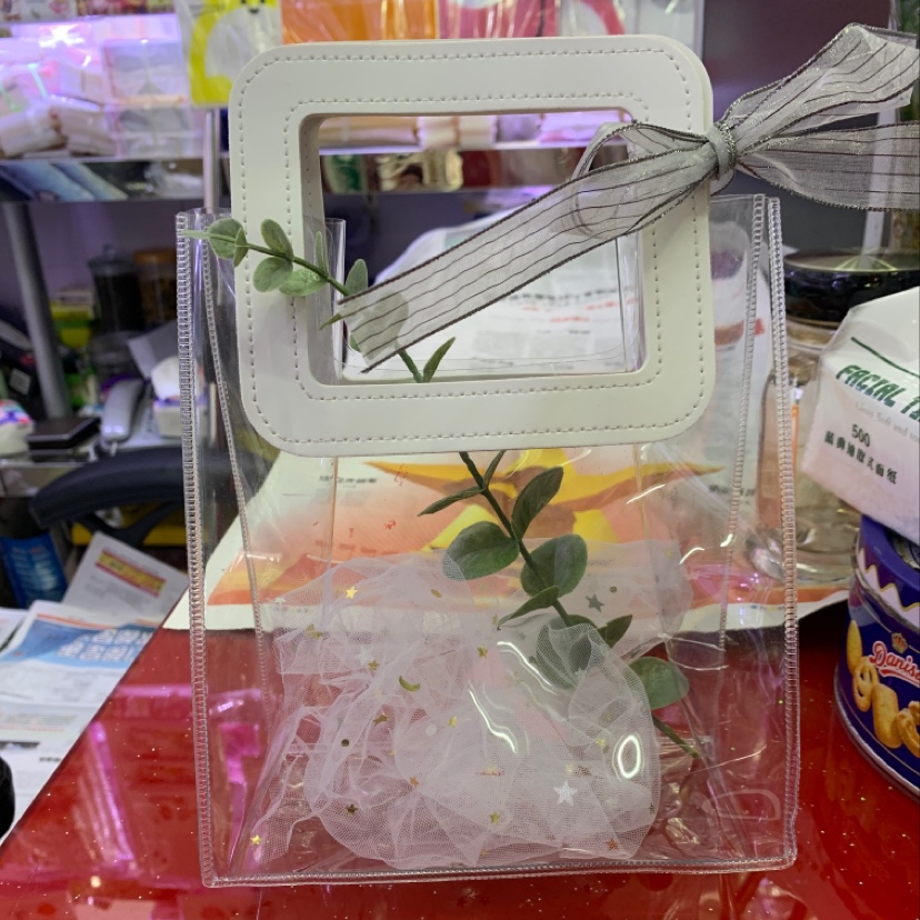 Handbag, transparent jelly bag, gift bag, PVC handbag, plastic, popular hand-held bag, colorful women's lunch box, laser bag, small size for office workers