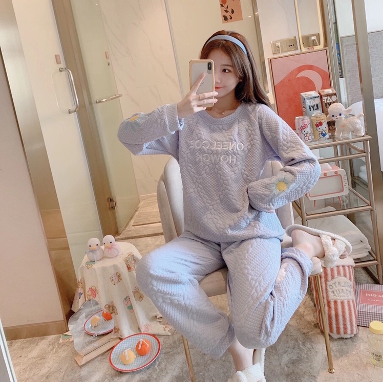Autumn and winter new Korean-style fashionable casual set for home ladies, warm cartoon letter pajama set, air cotton