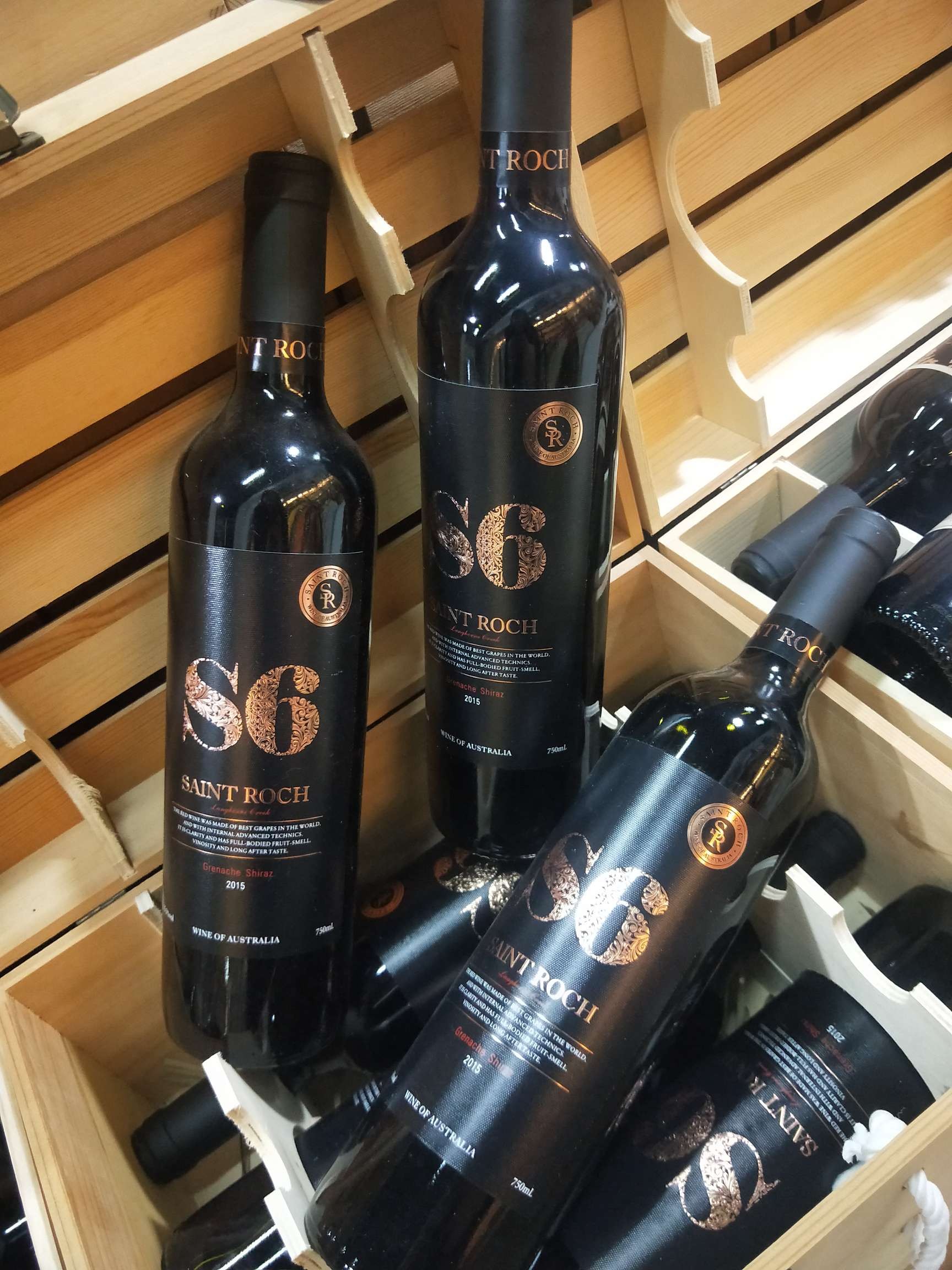 Original imported Sunnoc s6 Shiraz Cabernet Sauvignon Dry Red wine in its original bottle detail image 1